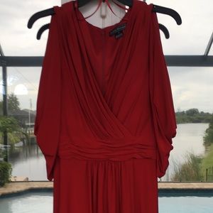Holiday dress w cold shoulder batwing sleeves